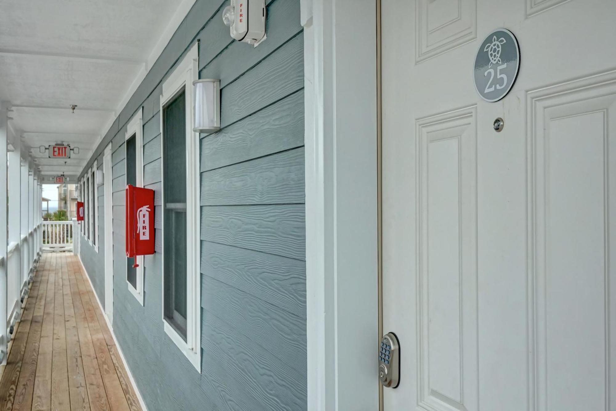 Loggerhead Inn And Suites サーフ・シティ エクステリア 写真